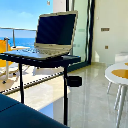 Apartamento Sea View 1Br Apt - Steps To Beach - Modern Residence *