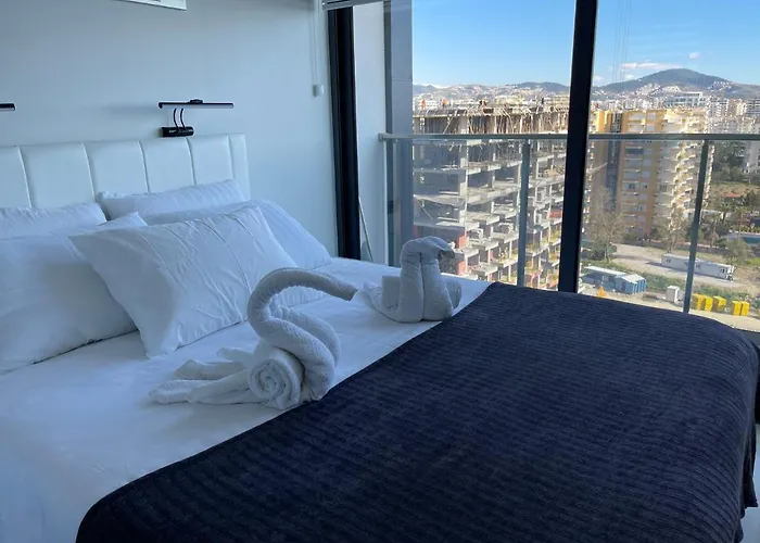 Apartment Sea View 1Br Apt - Steps To Beach - Modern Residence